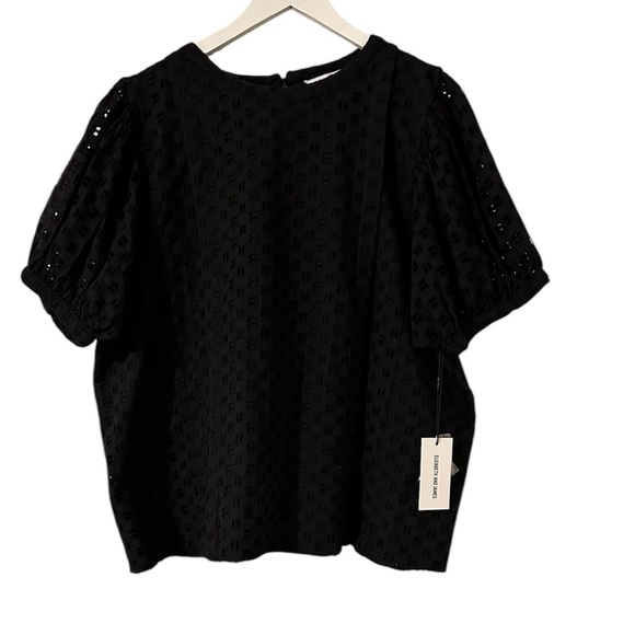Elizabeth and James Tops - ELIZABETH & JAMES BLACK CROCHET
*BUBBLE SLEEVE* BLOUSE TOP